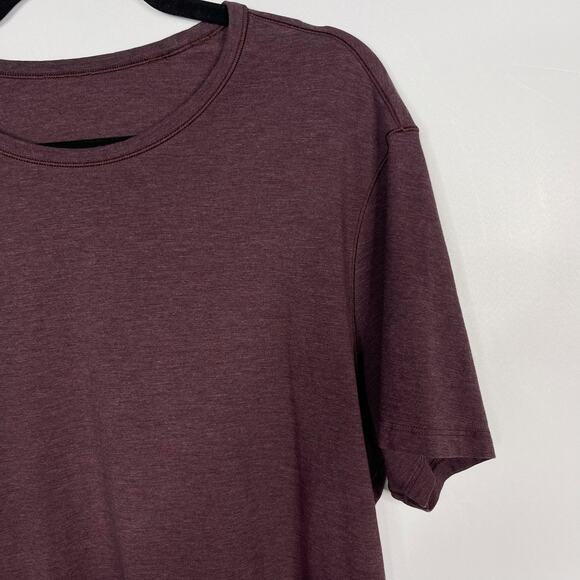 Lululemon Mens Large Bordeaux Red Short Sleeve Crew Neck Tee Tshirt Cotton Blend - Picture 3 of 6